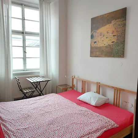 3 Min Walk Old Town Center Private B Lejlighed